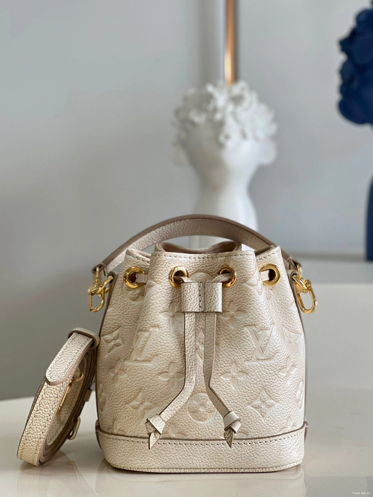 First bag ru NOÉ NANO VUITTON LOUIS 0814